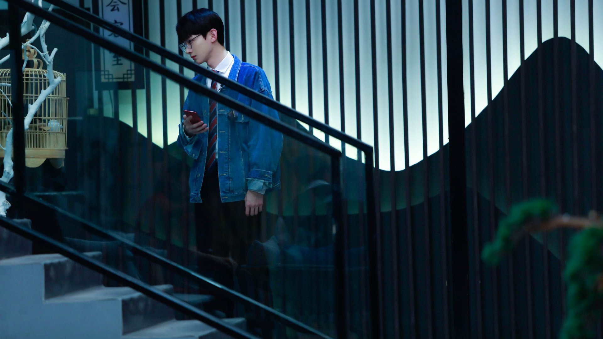 拜仁慕尼黑稳坐榜首,向三冠王迈进